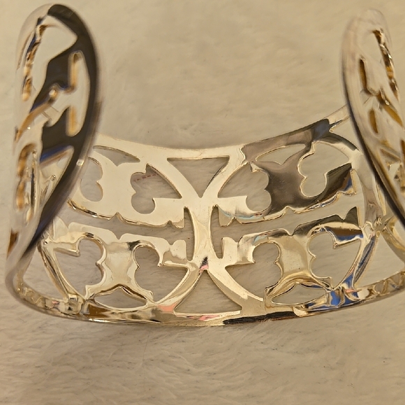 NWOT Tory Burch Silver Plated Cuff Bracelet - Picture 4 of 5